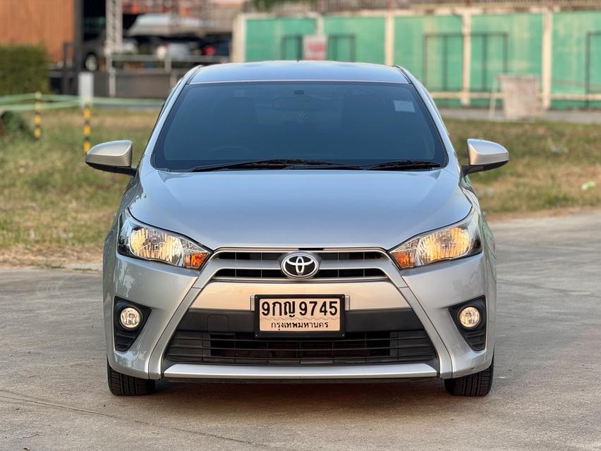 TOYOTA NEW YARIS  1.2E Y 2015 3