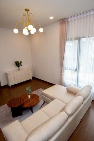 ขายบ้านเดี่ยว 2 ชั้น The City Bangna เนื้อที่ 76 ตร.วา แบบบ้าน EMERALD เฟอร์ครบ ติดถนนเมน ใกล้สวน 6