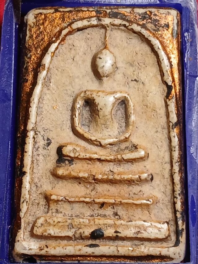 พระสมเด็จวัดระฆังพิมพ์ใหญ่เกศทะลุซ้ม