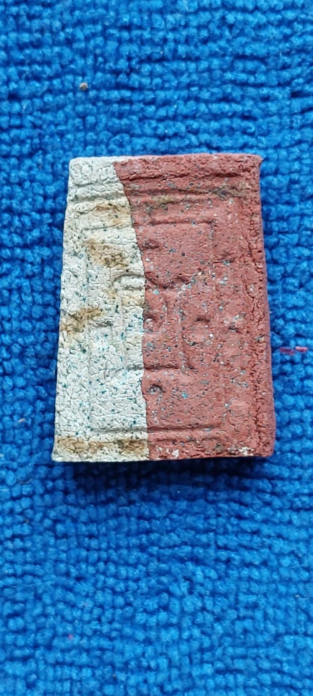 พระสมเด็จสองสีหลวงพ่อแดงวัดบันไดเขาอิฐ รูปที่ 7