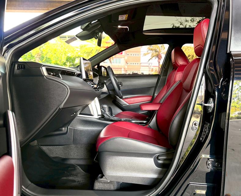 2024 Toyota Cross 1.8HEV PREMIUM LUXURY รถมือเดียวสวยจัดนางฟ้า รูปที่ 9