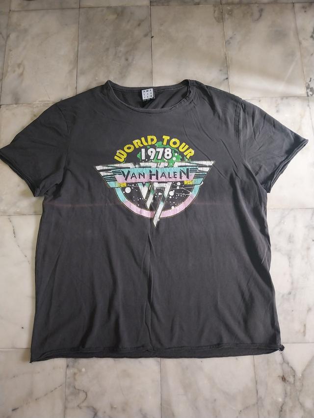 เสื้อยืดแขนสี้น แนววงฮาร์ดร็อคอเมริกัน Amplified Van Halen World Tour 78'ื แท้ มือสอง สภาพดี ของพร้อมส่งครับ