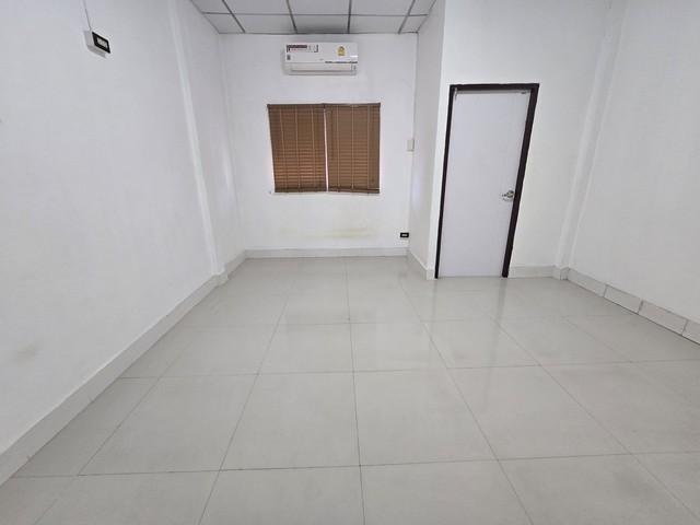 ให้เช่า ทาวน์เฮ้าส์2ชั้น หลังมุม เอกชัย 46 ชุมชนใกล้ Big Cกัลปพฤกษ์ 8