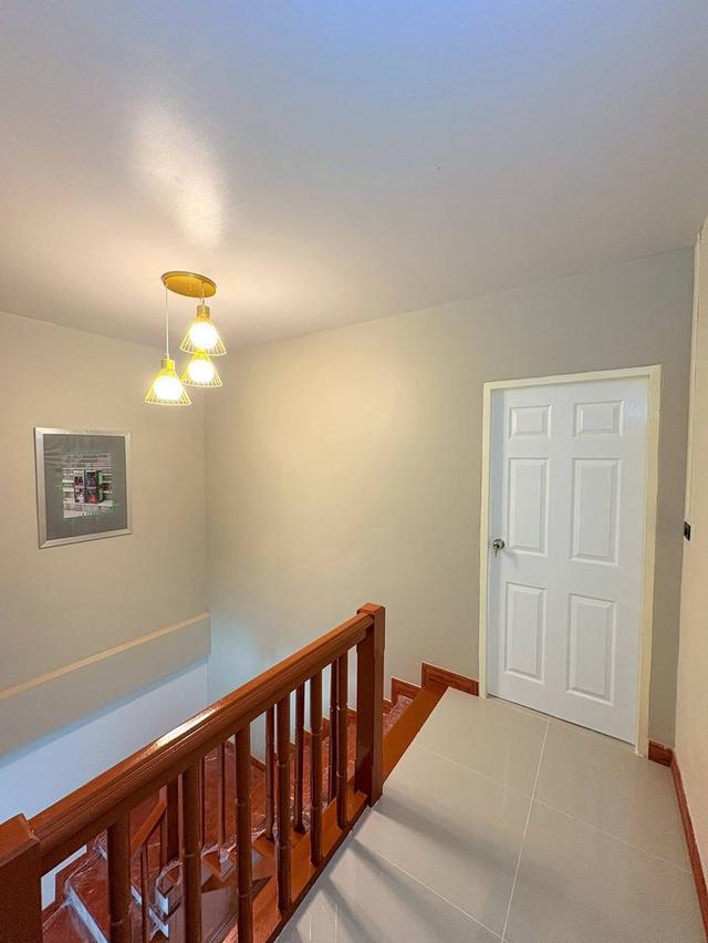 หมู่บ้านบุศรินทร์    10