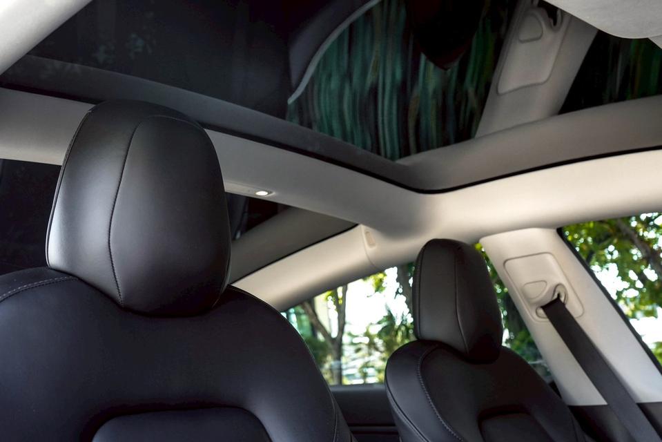 Model Y 2023 Long Range ไมล์ 69,000 km. 10