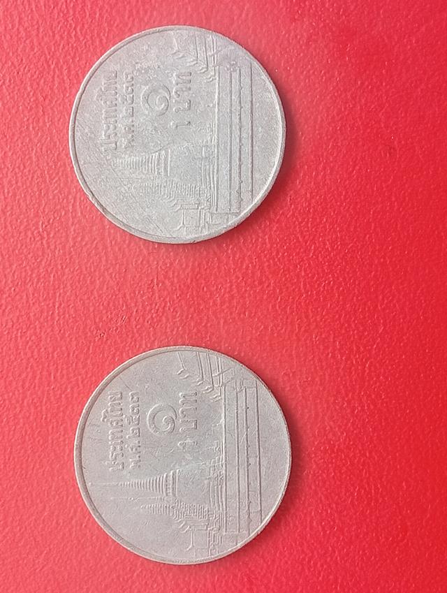 เหรียญ 1 บาทรัชกาลที่ 9 พระเศียรเล็กกับชุด7เหรียญพ.ศ 2533เชิญชวนทุกท่านรับชุดนี้ไปกันในราคาซื้อหากันในราคา 33333 ฿ ได้เลยนะครับสนใจโทรเบอร์ (หายากมาก)