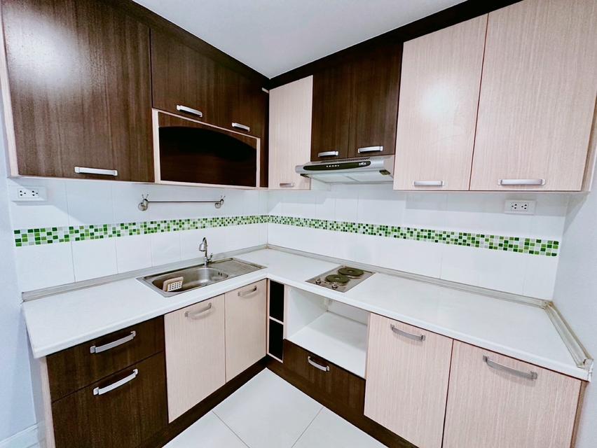 ขายคอนโดห้องมุม 2 ห้องนอน ใกล้ BTS ธนบุรี เพียง 3.59 ลบ. พร้อมอยู่ เหมาะอยู่อาศัยและลงทุน 10