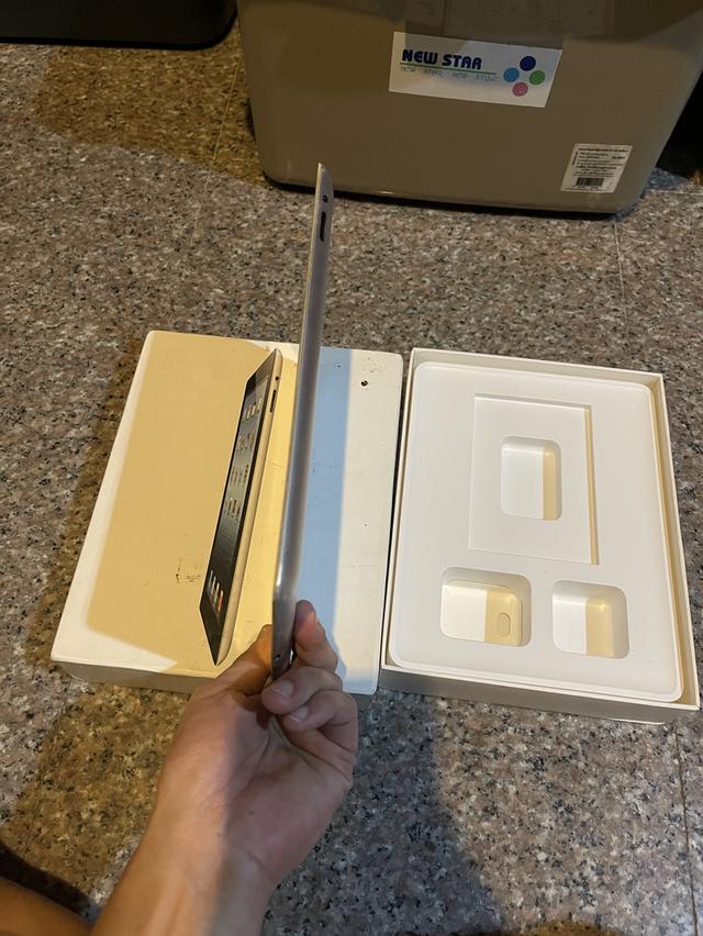 ขายiPad4สีSilver16กิ๊กWifi Celluer มีกล่อง 6
