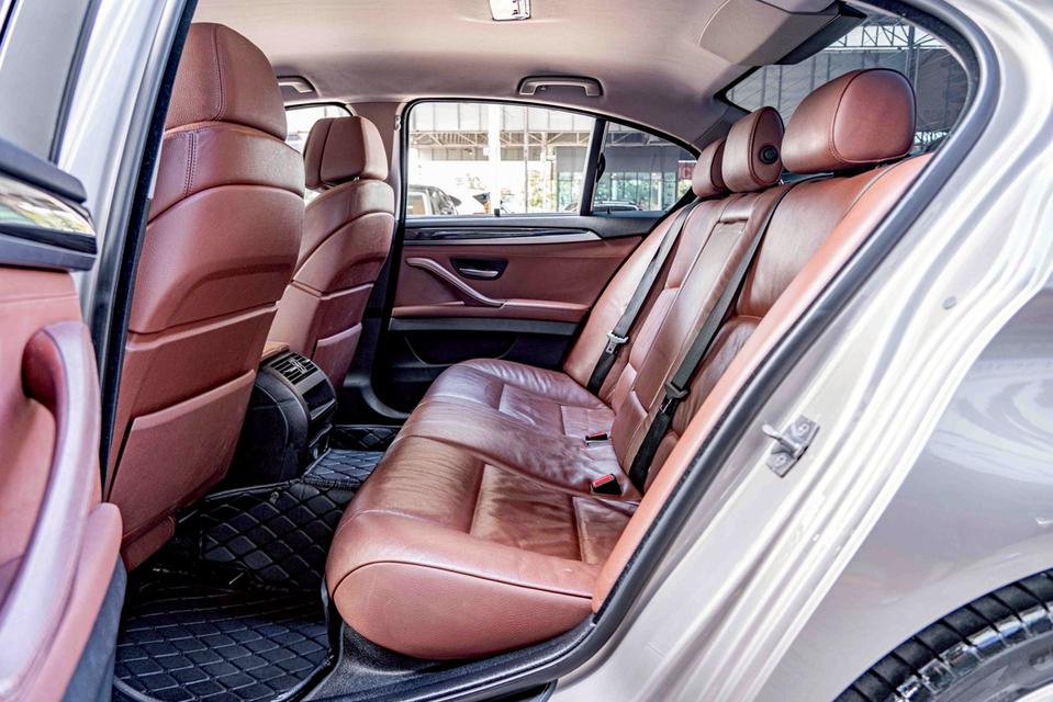 รหัสรถ NP2332 📌 BMW 525D ปีรถ : 2012 15