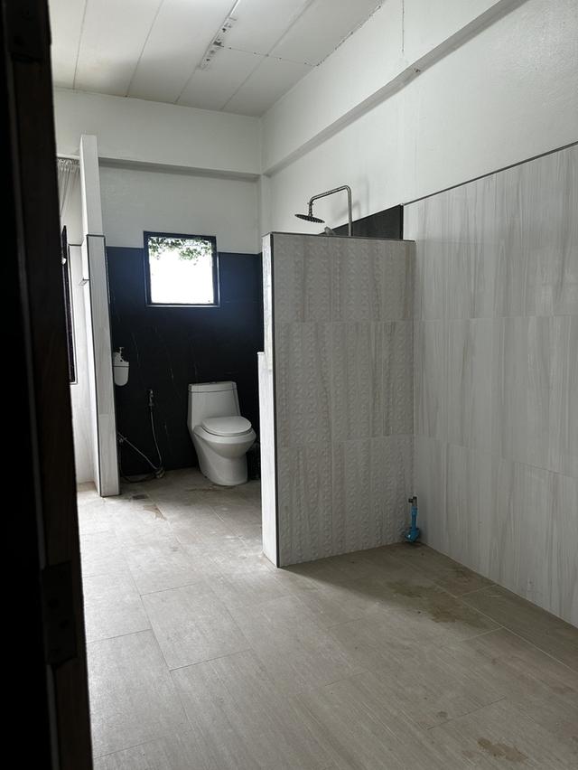 อาคารพาณิชย์ 3.5 ชั้น ทำเลทอง ตรงข้ามวัดบางกระพ้อม ใกล้วัดจุฬามณี – ตลาดน้ำอัมพวา บนถนนสมุทรสงคราม-บางแพ 6
