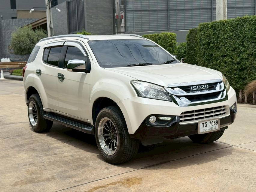 ขาย Isuzu MU-X 3.0Dvd ปี14