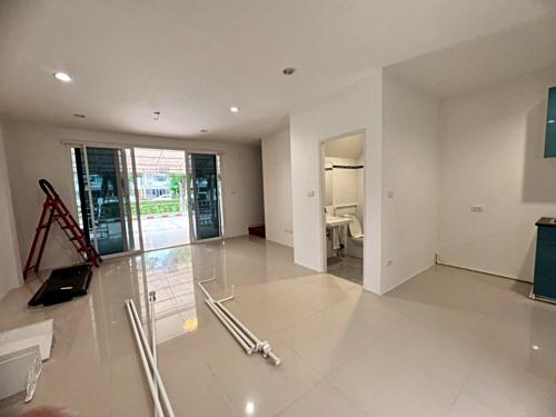 ให้เช่าทาวน์โฮม หมู่บ้านดิเอ็กซ์คลูซีฟ พัฒนาการ44 (The Exclusive-Pattanakarn44) ใกล้ APL หัวหมาก (N.1915) 11