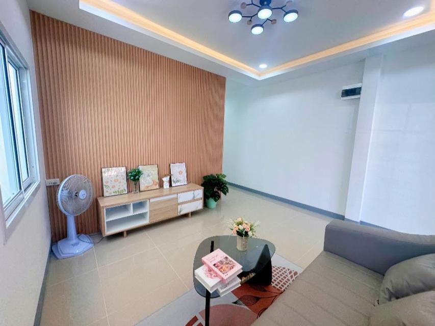 วัฒนาร่มไทร สังฆสันติสุข 7