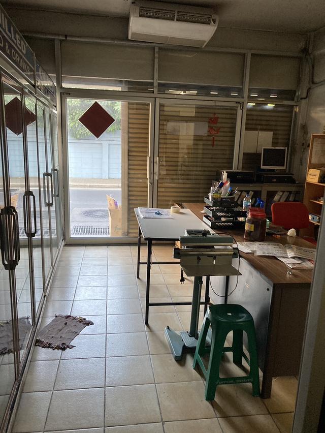 ให้เช่าตึกแถว 3 ชั้น ซอย ลาดพร้าว 80 6