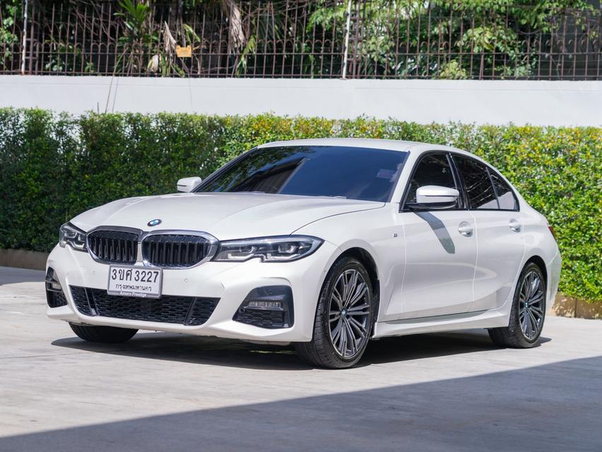 BMW 320d M Sport ปี 2021 จด 23