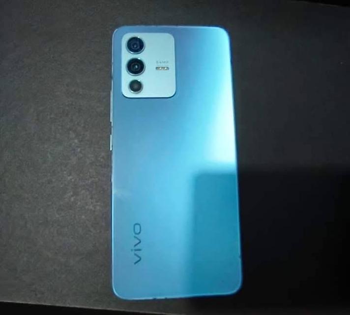 ขาย Vivo V23 สีฟ้ามือสอง สภาพดี