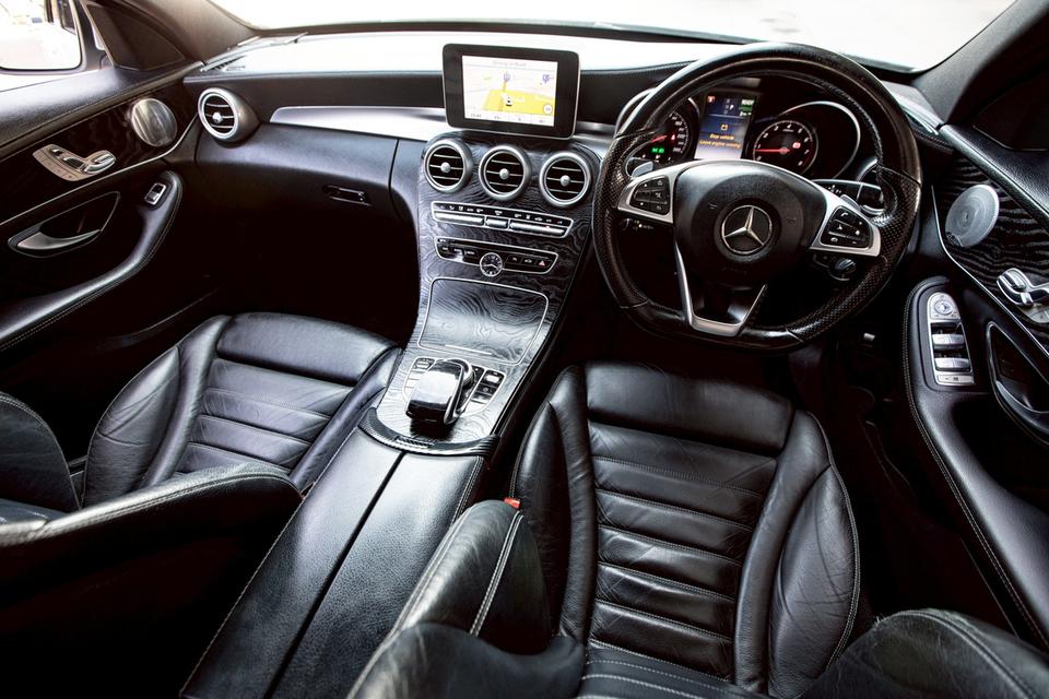 Benz C350e ปี 2017  สีบรอน สวยสภาพดี รูปที่ 17