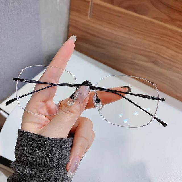 rimless แว่นตากรองแสงไร้ขอบ 4