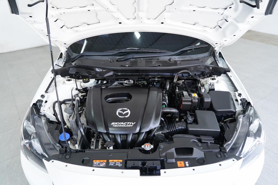 MAZDA 2 1.3 HIGH CONNECT AT ปี 2016 สีีขาว 8