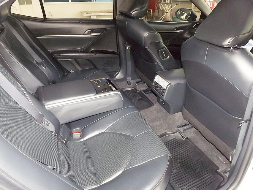 รหัสรถ KCY9111 TOYOTA CAMRY 2.5 HYBRID PREMIUM AUTO ปี 2018 13