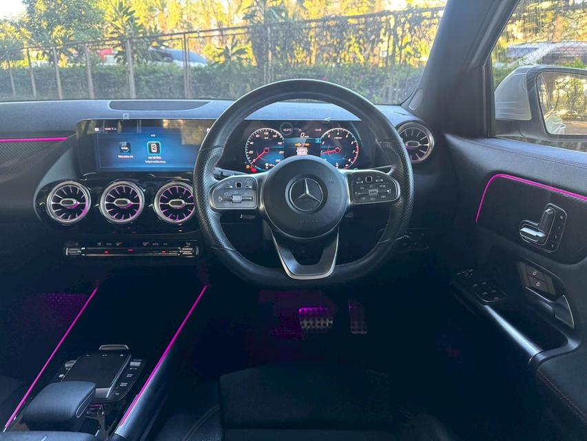 🔥ฟรีดาวน์ รถสวยมือเดียว ปีใหม่ ไมล์น้อย  Mercedes-Benz GLA 200 1.3 Turbo AMG Dynamic AT ปี 2021 13