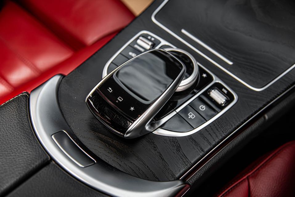 Mercedes-Benz C350e 2.0 AMG Dynamic W205 AT 2018 ไมล์ 113,xxx km. !!!  ราคา 629,000 บาท รูปที่ 16