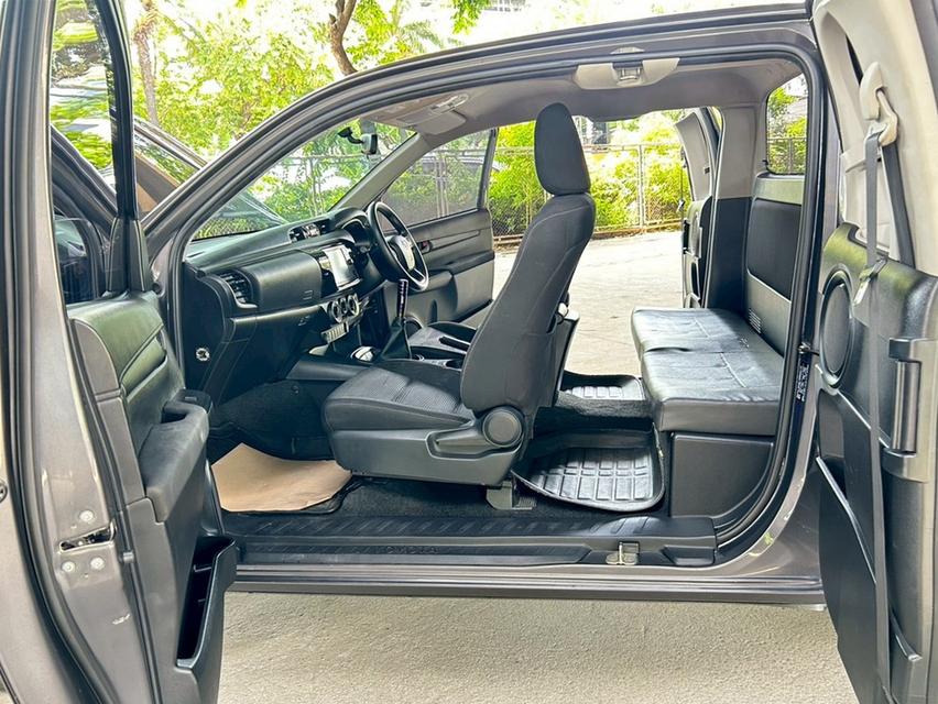 Toyota Hilux Revo Smart Cab 2.4 Entry Z Edition MT ปี 2022 ไมล์ 48,xxx 16