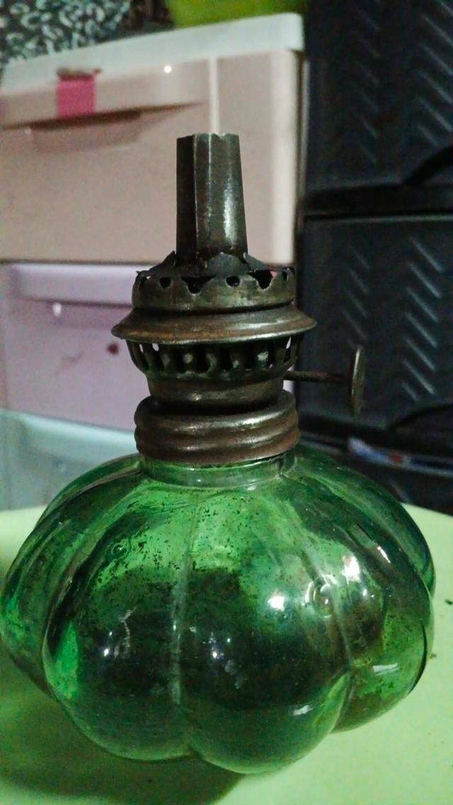 ตะเกียงANลายฝักทองสีเขียวมรกต