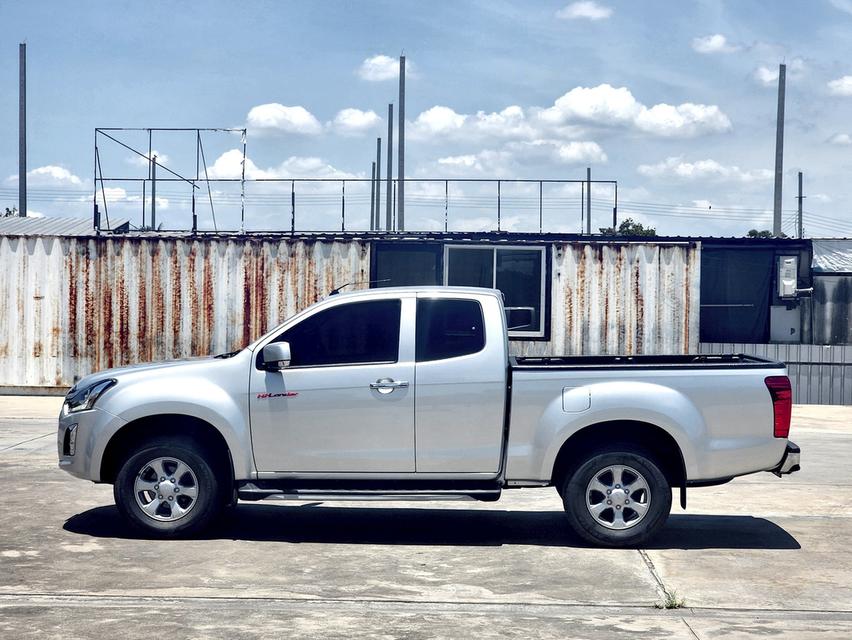  ISUZU D-max Space Cab 1.9L M/T  ปี 2019 8