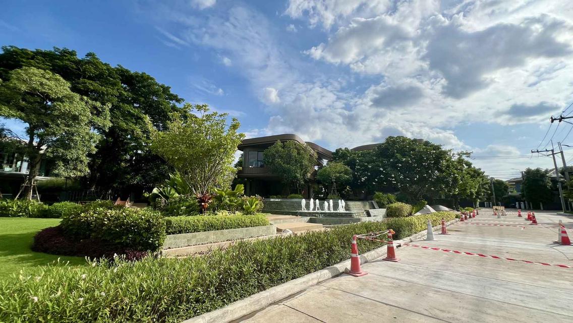 ขายด่วน! บ้านเดี่ยวหลังริม พร้อมบิวท์อินทั้งหลัง หมู่บ้านบุราสิริ พระราม 2 5