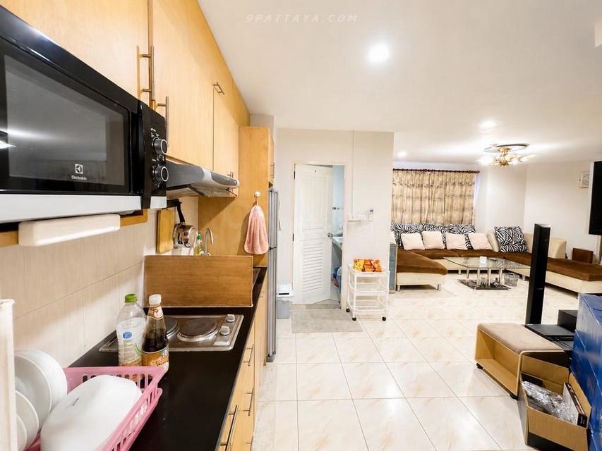For Sale — Spacious 2-Bedroom Condo at Pattaya Centerpoint CondominiumSpacious condo for sale at Pattaya Centerpoint Condominium, located on Pattaya 13