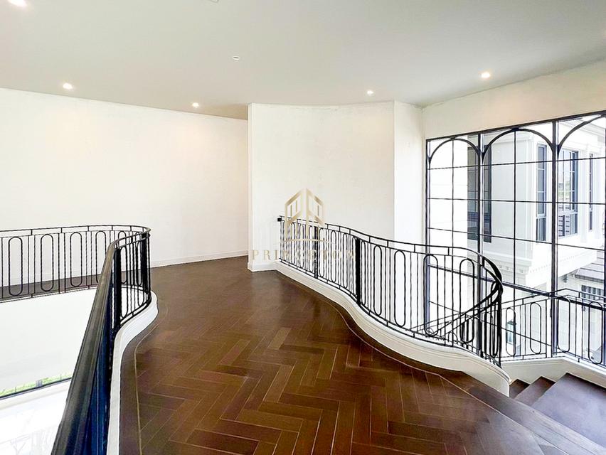 Sale at Loss Luxury House Narasiri Krungthep Kreetha 10