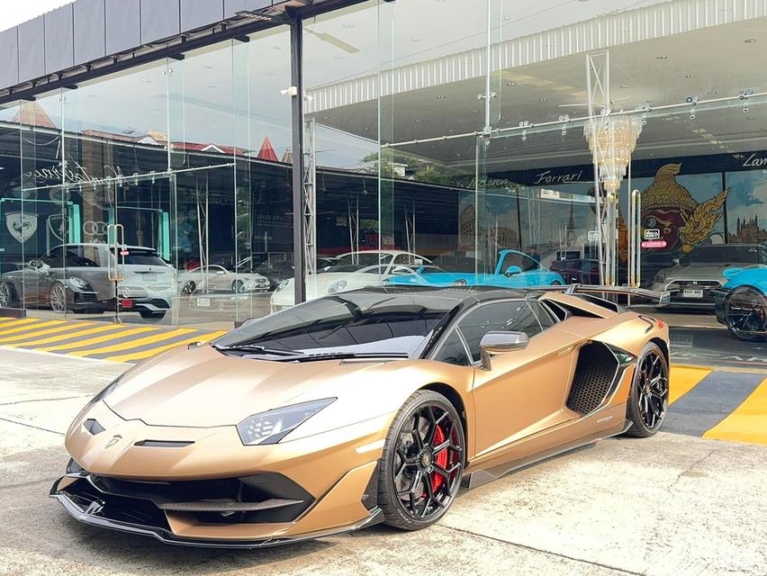 Lamborghini Aventador SVJ Roadster ปี 2021 8