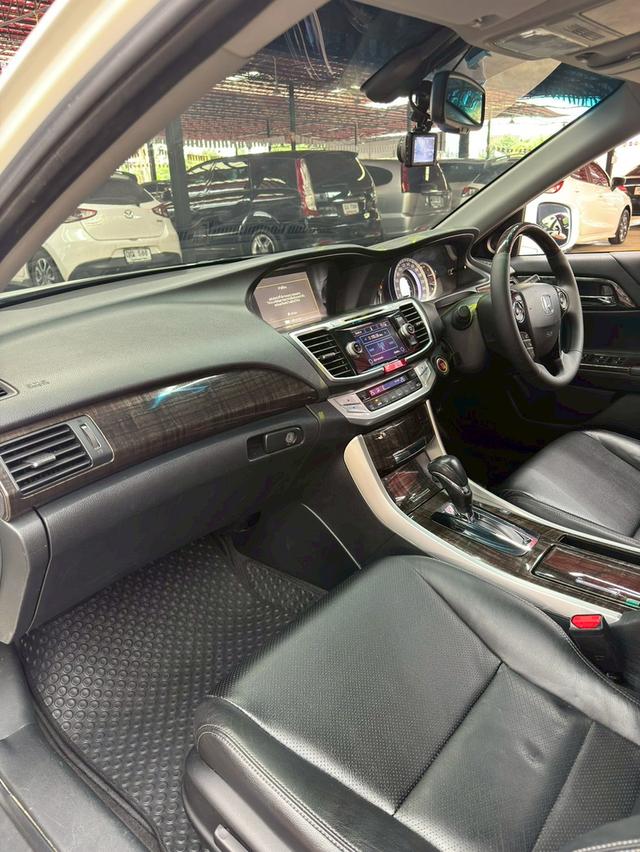 HONDA ACCORD 2.0 EL ปี2014 มือเดียวตั้งแต่ป้ายแดง !!! 12