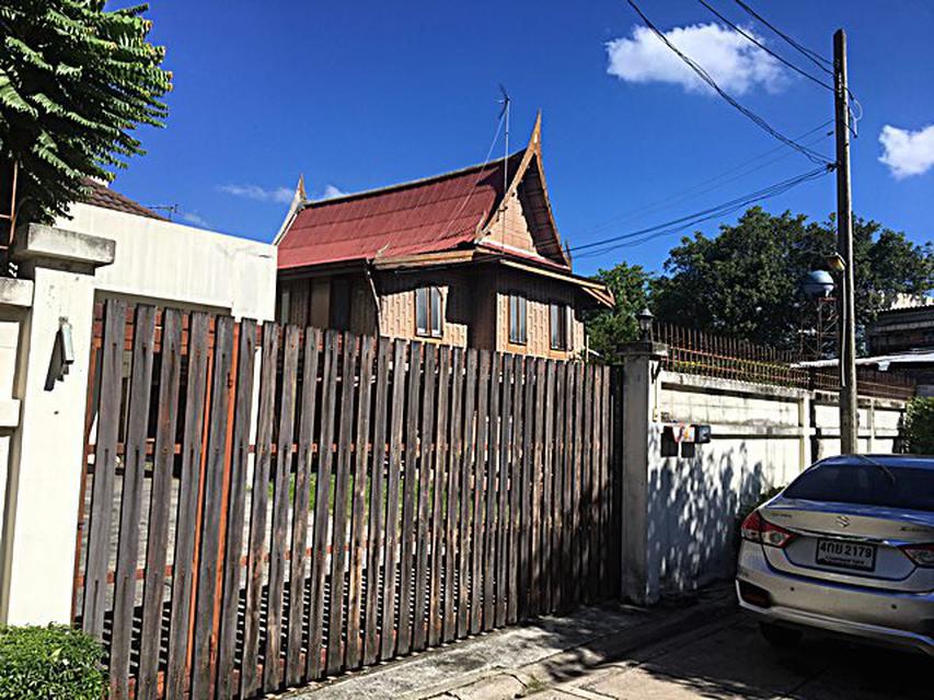 EC67270 - ขาย บ้านเดี่ยว 2 หลัง บ้านไทย 285 ตร.ม. บ้านปูน 313 ตร.ม. ซอย ลาดพร้าว 42 5