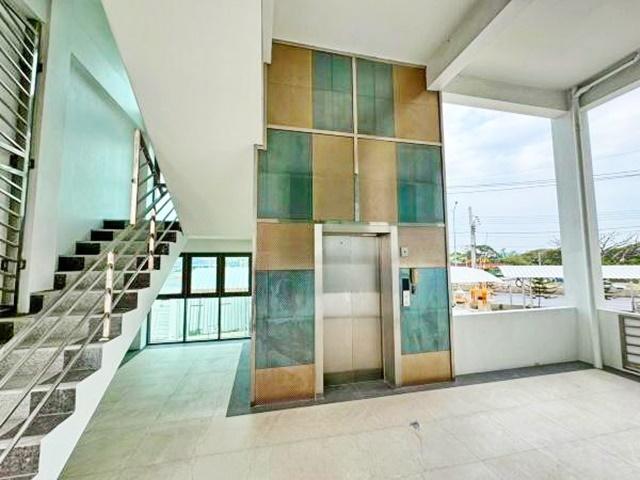 อาคารสำนักงานเพียวเพลส ราชพฤกษ์ 1.8 กม. ชั้น1 ให้เช่าติดถนน ย่านบางบัวทอง มีที่จอดรถ ใกล้โรบินสัน ไลฟ์สไตล์ ราชพฤกษ์ 3กม 5