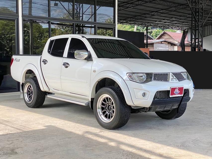 Mitsubishi Triton Doublecab 2.5 XLS 2012 mt 3