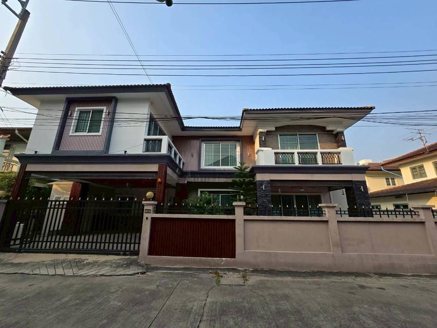 หมู่บ้านอารียา นาคนิวาส ลาดพร้าว 71 ถนนลาดพร้าว แขวงลาดพร้าว เขตลาดพร้าว กรุงเทพมหานคร 1