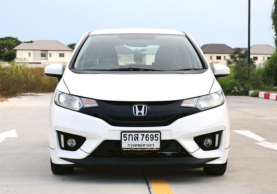 Honda Jazz 1.5S AT สีขาว ปี 2016