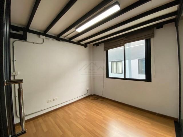 PB5742 ให้เช่าทาวน์โฮม 3 ชั้น โครงการ haus35  ซ.แจ้งวัฒนะ–ปากเกร็ด 35 ติดสถานีรถไฟฟ้าเมืองทอง สายสีชมพู 13