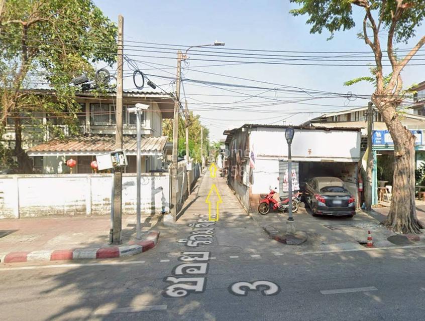 ที่ดินเปล่า ซอยร่วมจิตร 3 ใกล้ตลาดบางกระบือ ถนนนครไชยศรี แขวงถนนนครไชยศรี เขตดุสิต กรุงเทพมหานคร