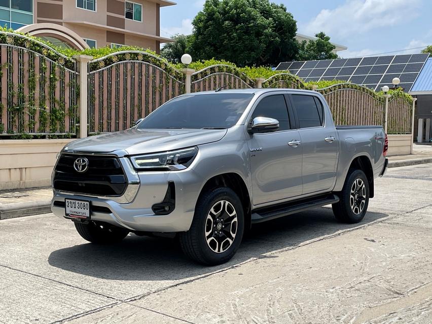 Toyota Revo 2.8JHigh 4wd ปี22