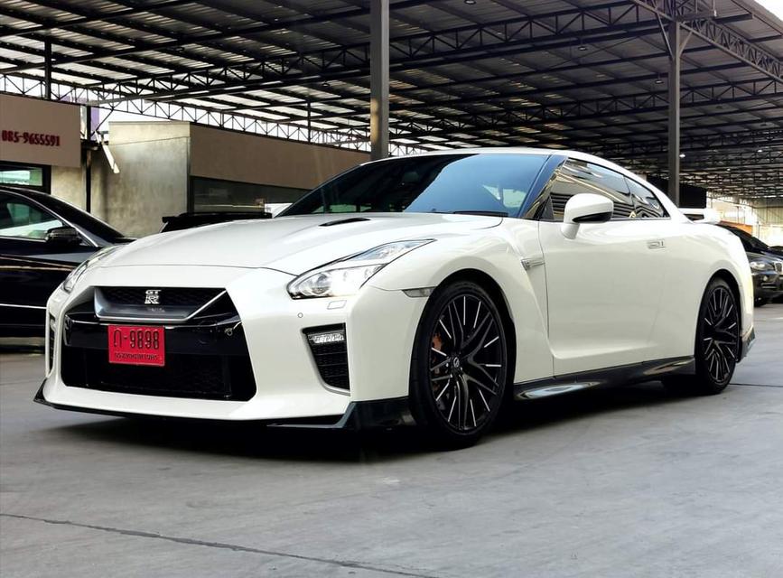 Nissan GTr35 1