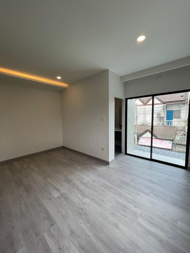 🏡 ทาวน์โฮมเล่นระดับ 5 ชั้น! พื้นที่กว้าง ใกล้สนามบินเชียงใหม่ Spacious 5-Level Townhouse for Rent - Near Chiang Mai Airport! 7