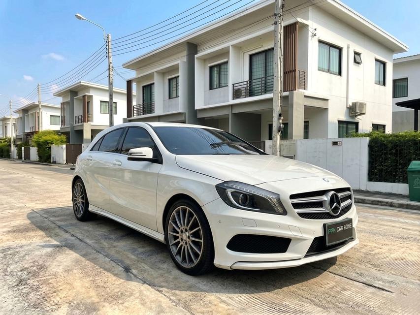 ปี 2015 Mercedes-Benz A180 AMG (W176) TOP