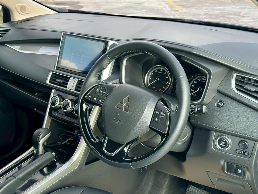 รหัสรถ PAT6587 MITSUBISHI XPANDER 1.5 GT สีดำ ปี 2021 8