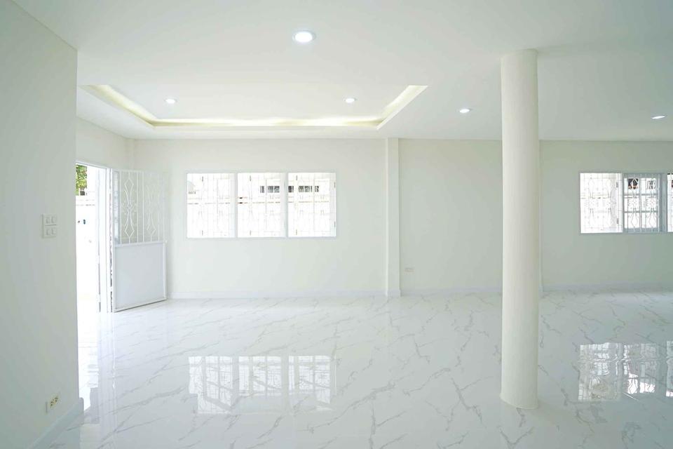 บ้านเดี่ยวหมู่บ้านวิเศษสุขนคร แสมดำ