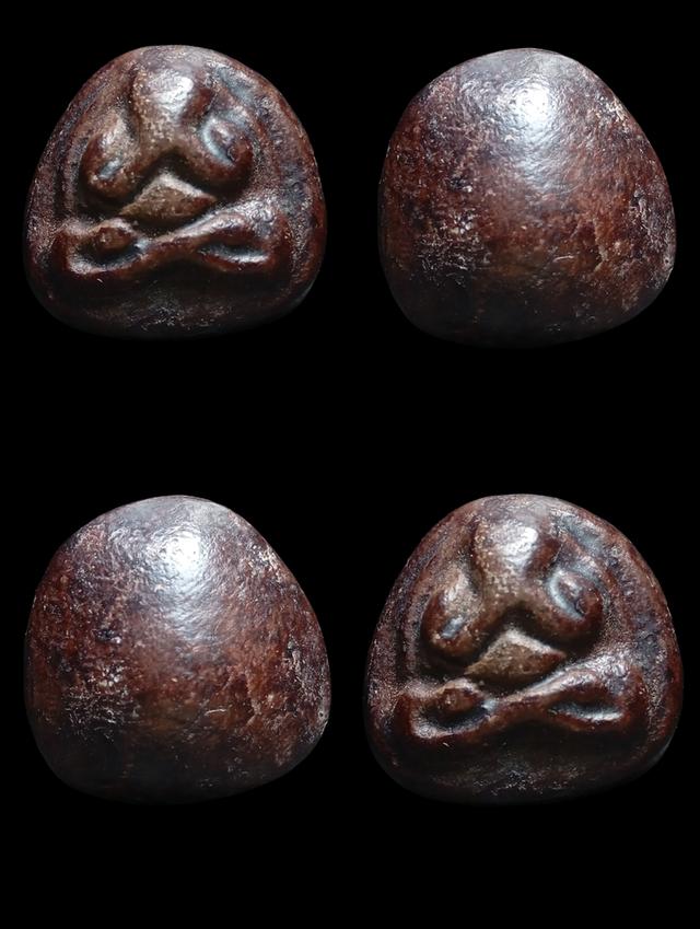 เปิดพระปิดตาเก่าไม่ทราบที่ เนื้อออกโทนสีกะลา ชอบทักได้ครับ