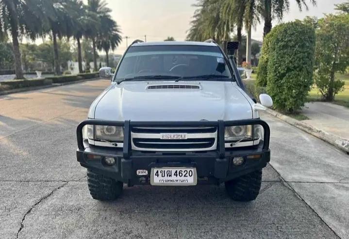 2003 Isuzu Trooper