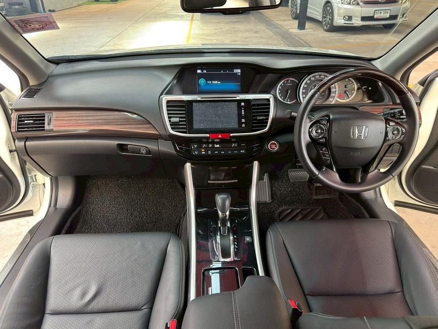 HONDA ACCORD 2.0 EL ปี 2017 รูปที่ 13